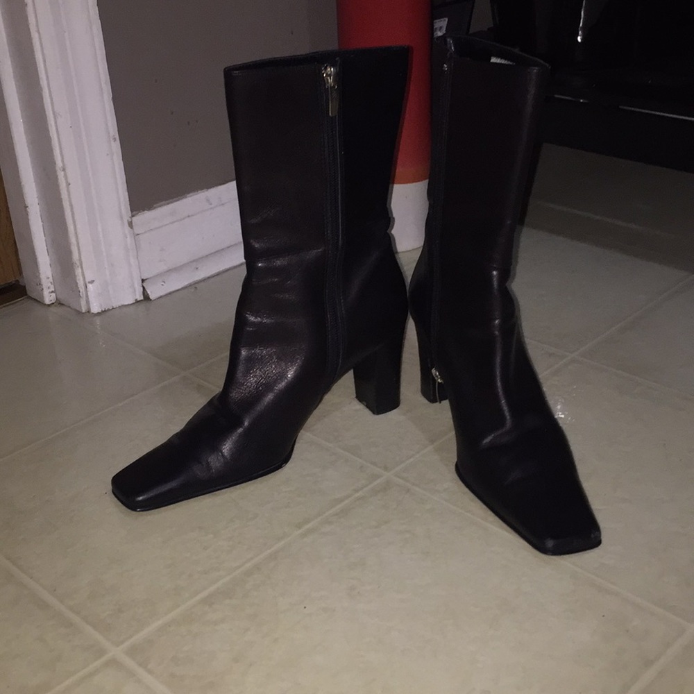 ANNE KLEIN Boot